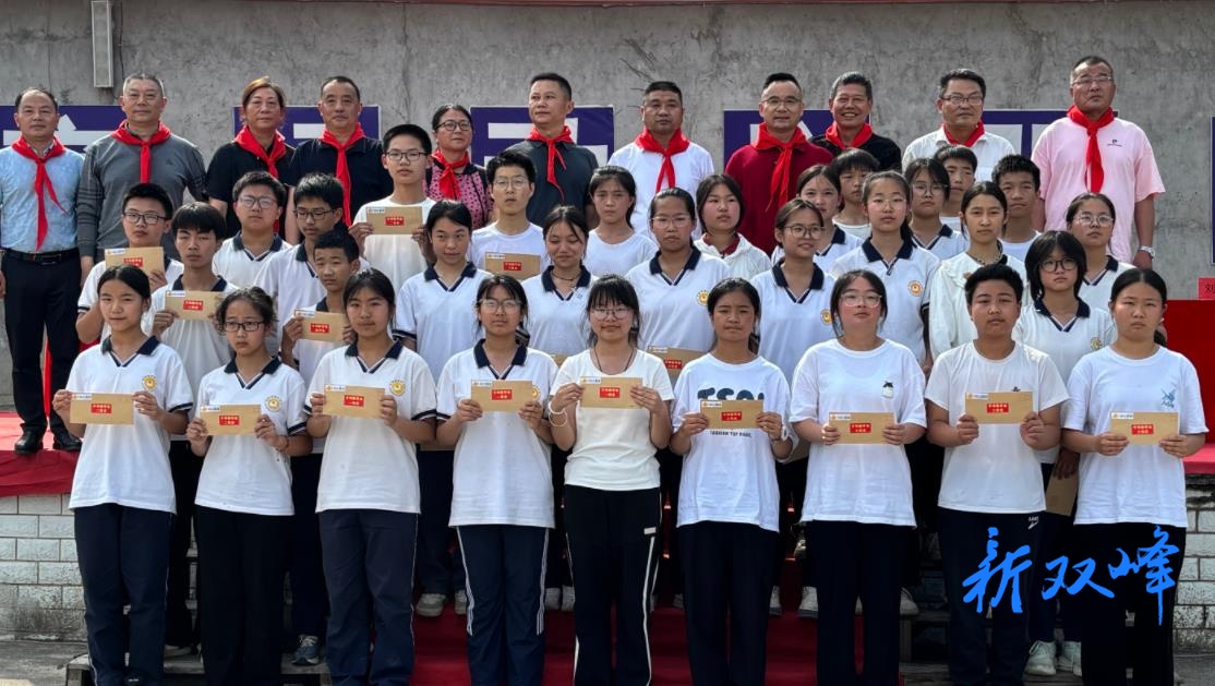杏子铺镇：情系桑梓育桃李 学子反哺暖杏园