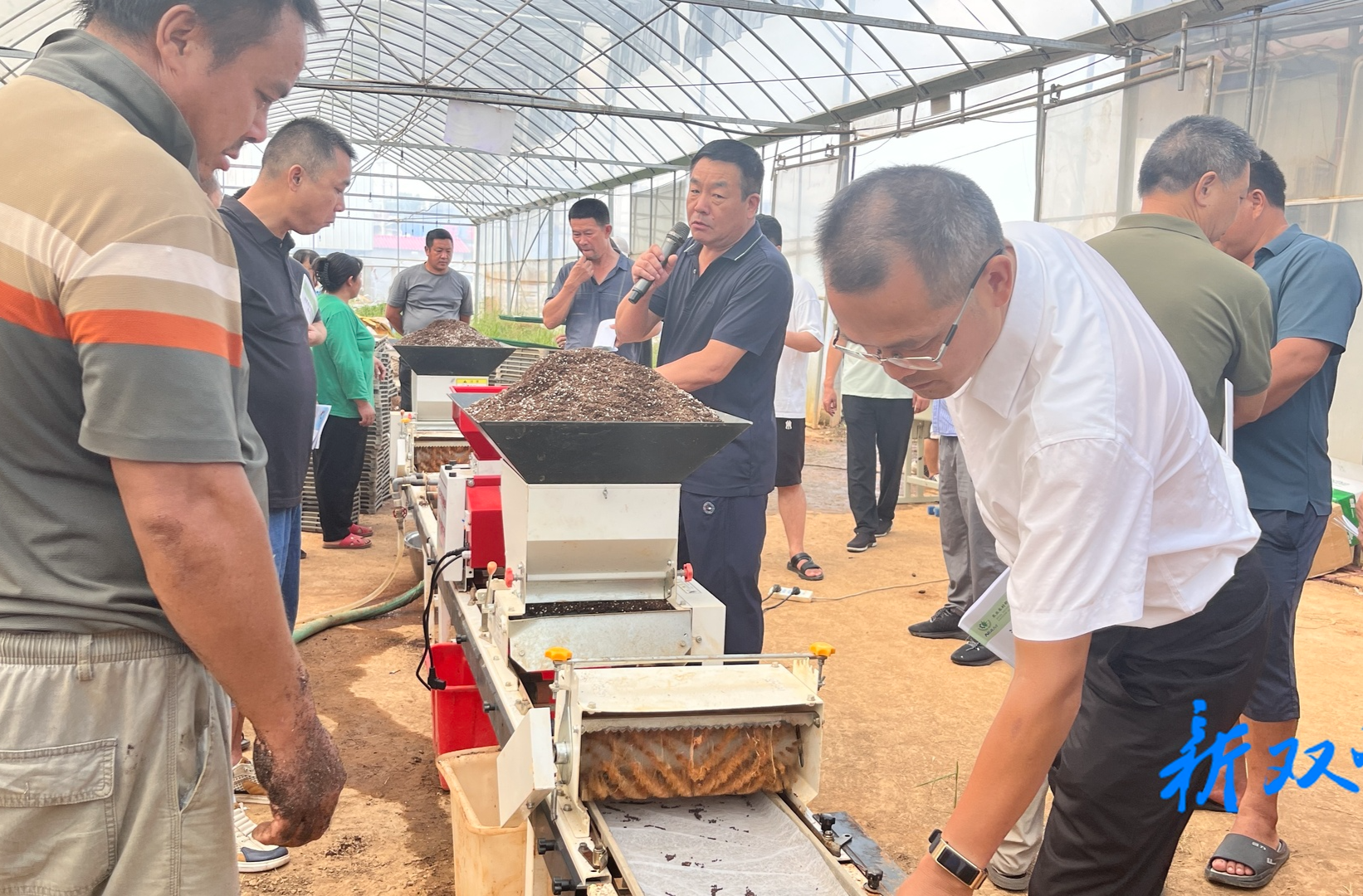双峰县举行2025年油菜机械化生产技术培训