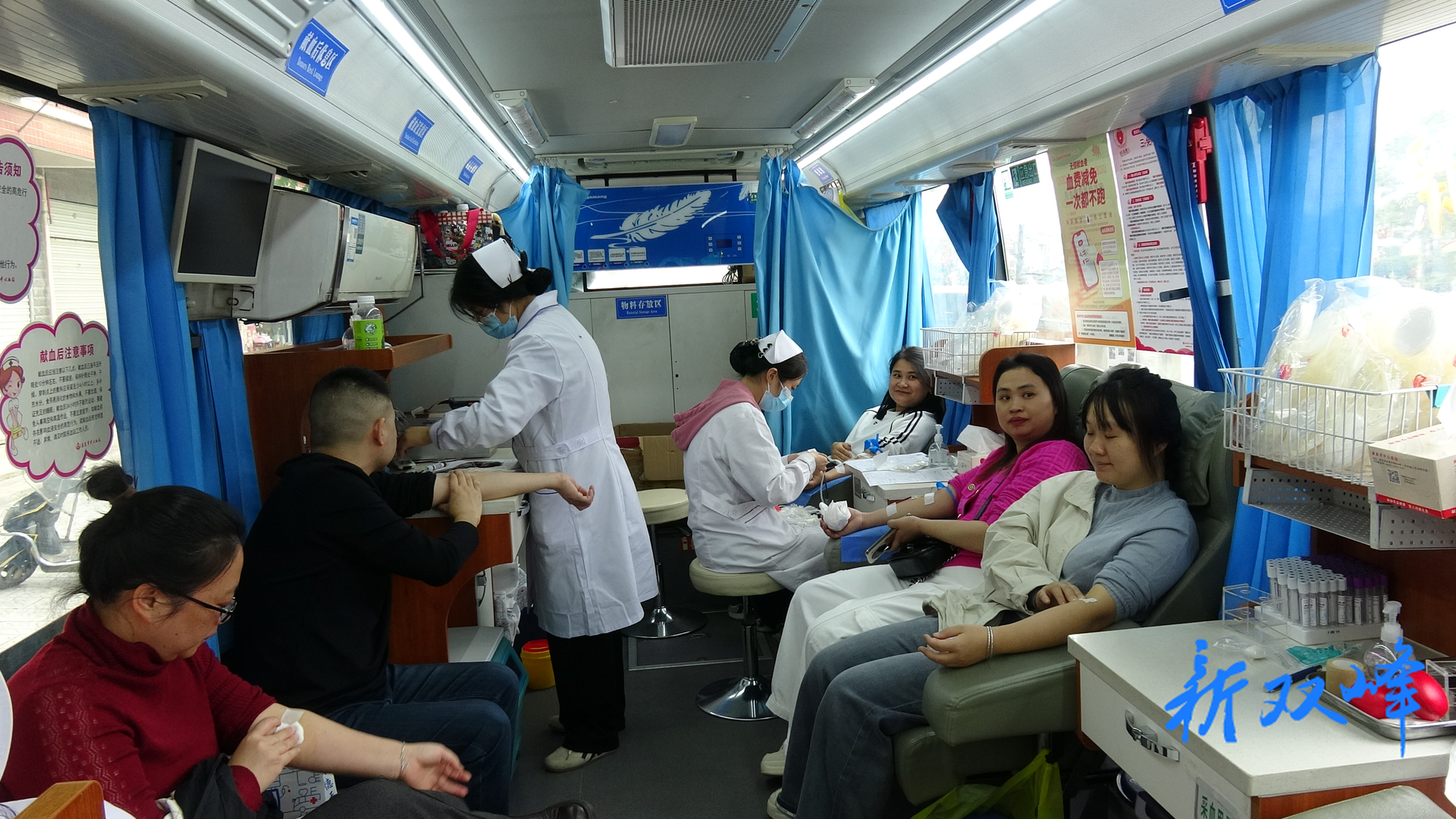 永丰街道：社区群众踊跃参与无偿献血活动