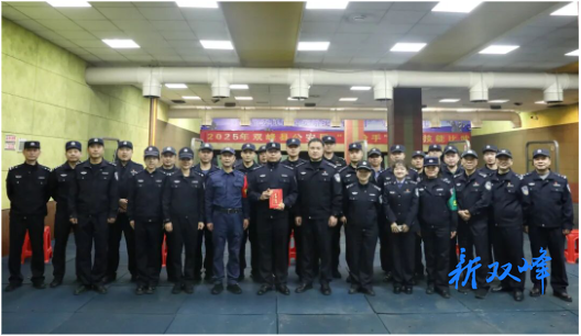 实战练精兵，双峰县公安局诞生首位 “神枪手”