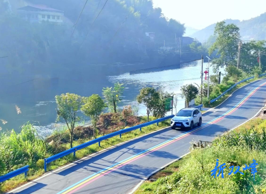 杏子铺镇溪口路被评为2025“湖南省最美农村路”