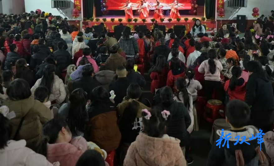 沙塘乡开展“迎新春，庆元旦”文艺汇演