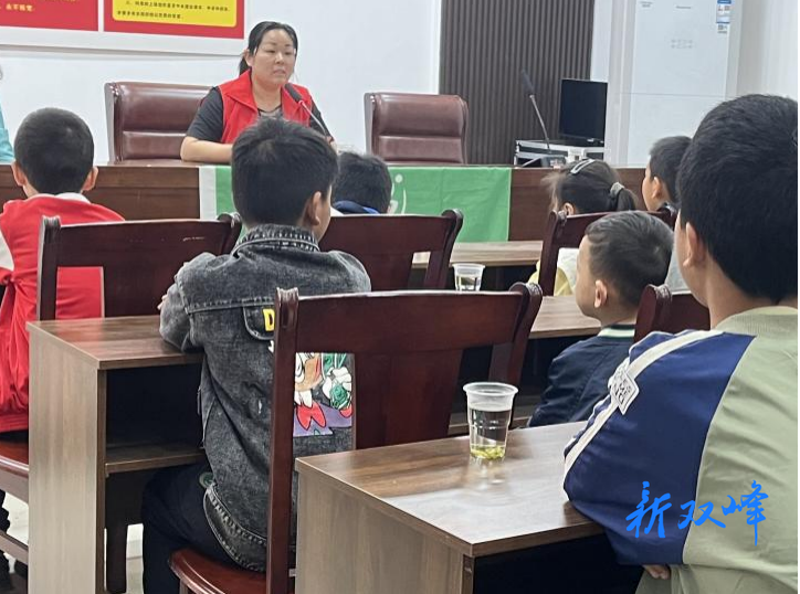 童乐唱佳节 文化活动传薪火