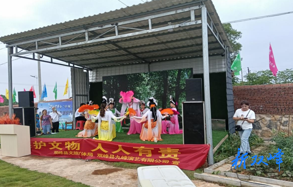 甘棠“村晚”小舞台大梦想，奏响乡村文化振兴乐章