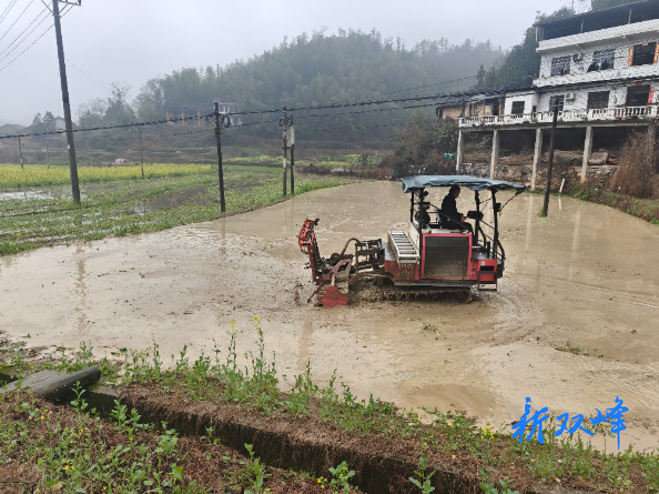 石牛乡：田畴沃野奏响春耕进行曲