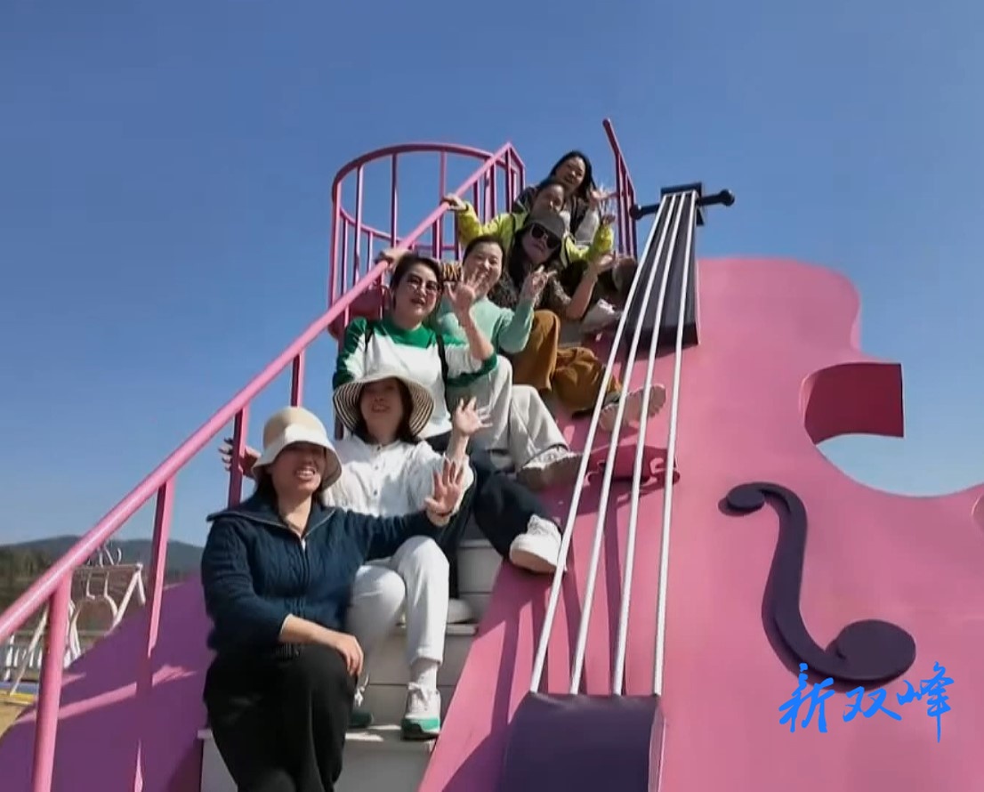 青树坪镇开展2026年“三八”妇女节户外拓展活动