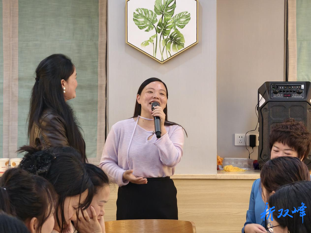 书香润心 阅享当下——双峰县总工会举办世界读书日主题读书分享会