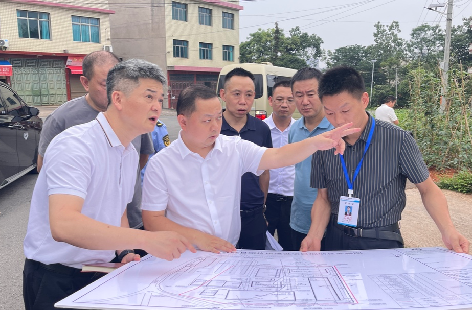 李巍调研重点项目建设时强调：紧盯节点倒排工期 全力推动项目建设提速增效