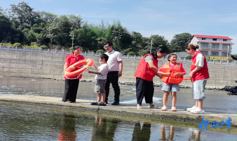 “硬核”防溺 + 温情守护：永丰街道全力筑牢暑期“安全堤”