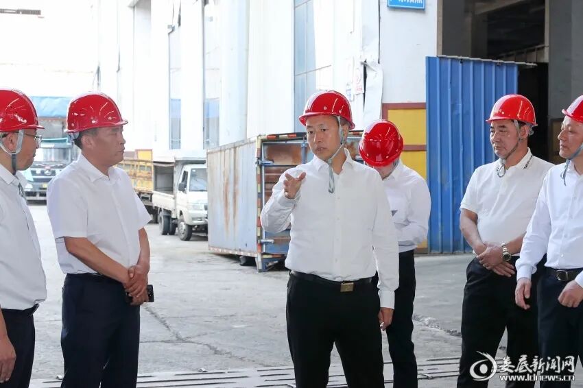 曾超群：层层压实责任 从严整改整治 确保生态环境质量持续改善