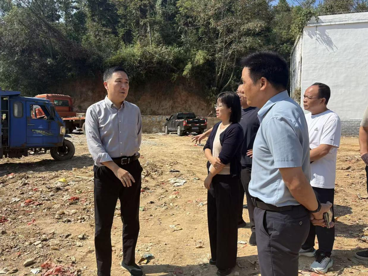 王文红督导生活垃圾填埋场整改工作