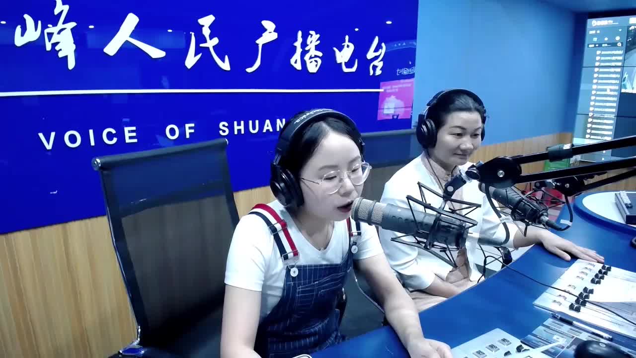 《大家直播间》“吾家儿女升高中”访谈