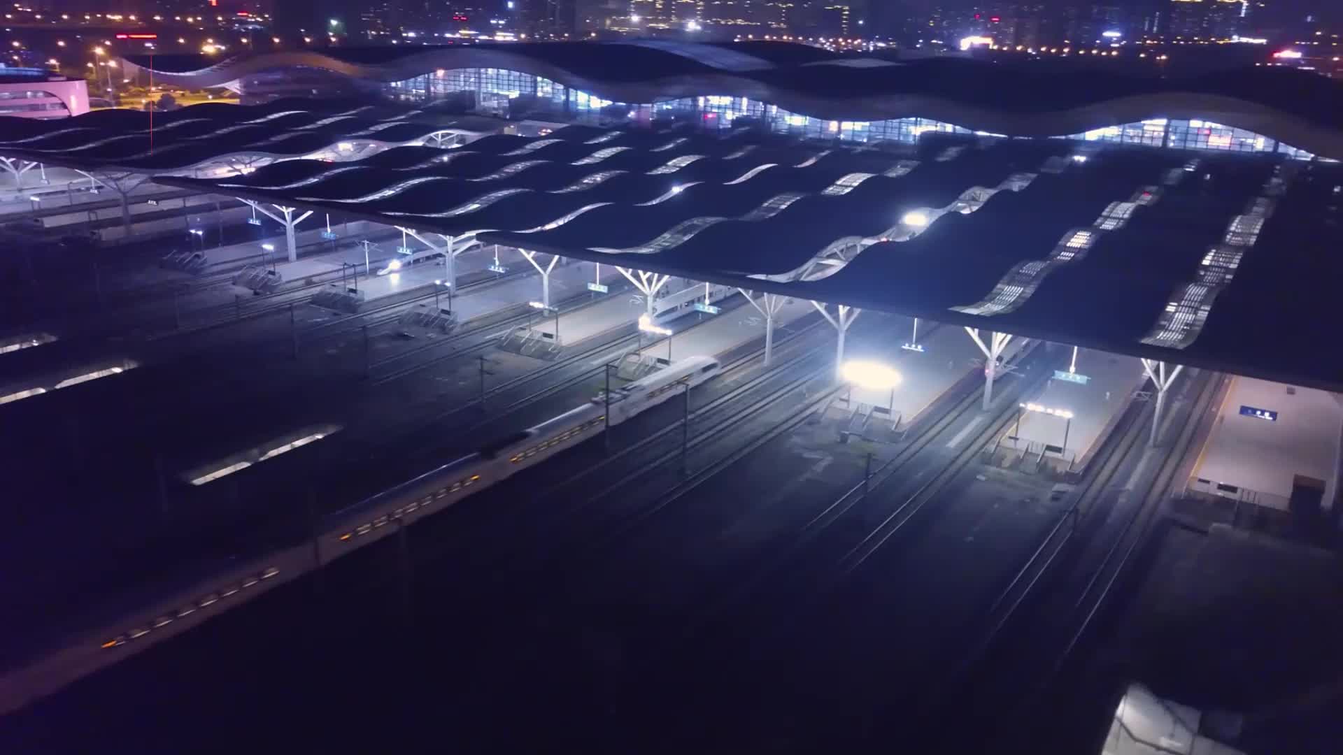 从荒漠到湖南，一度电的千里之旅